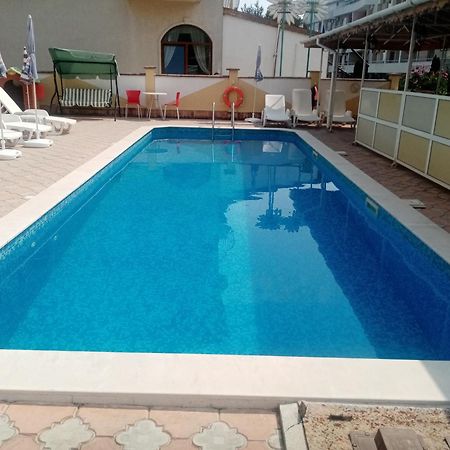 Hotel Palace Kranevo Buitenkant foto