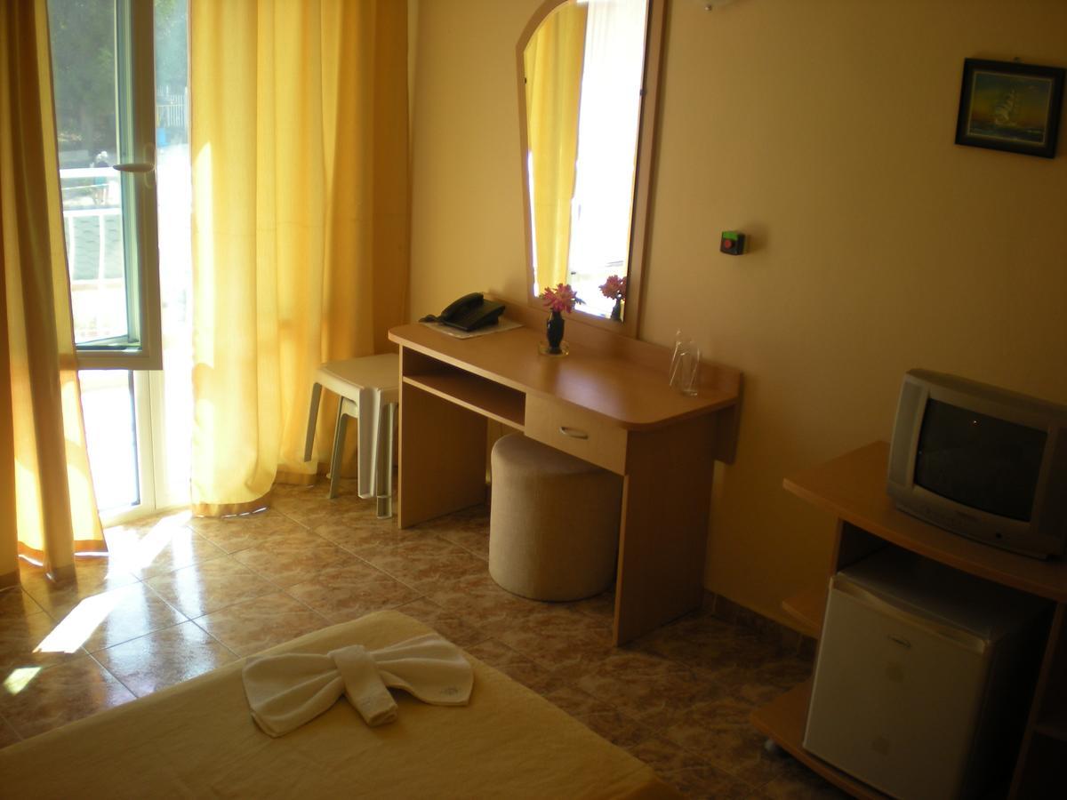 Hotel Palace Kranevo Buitenkant foto