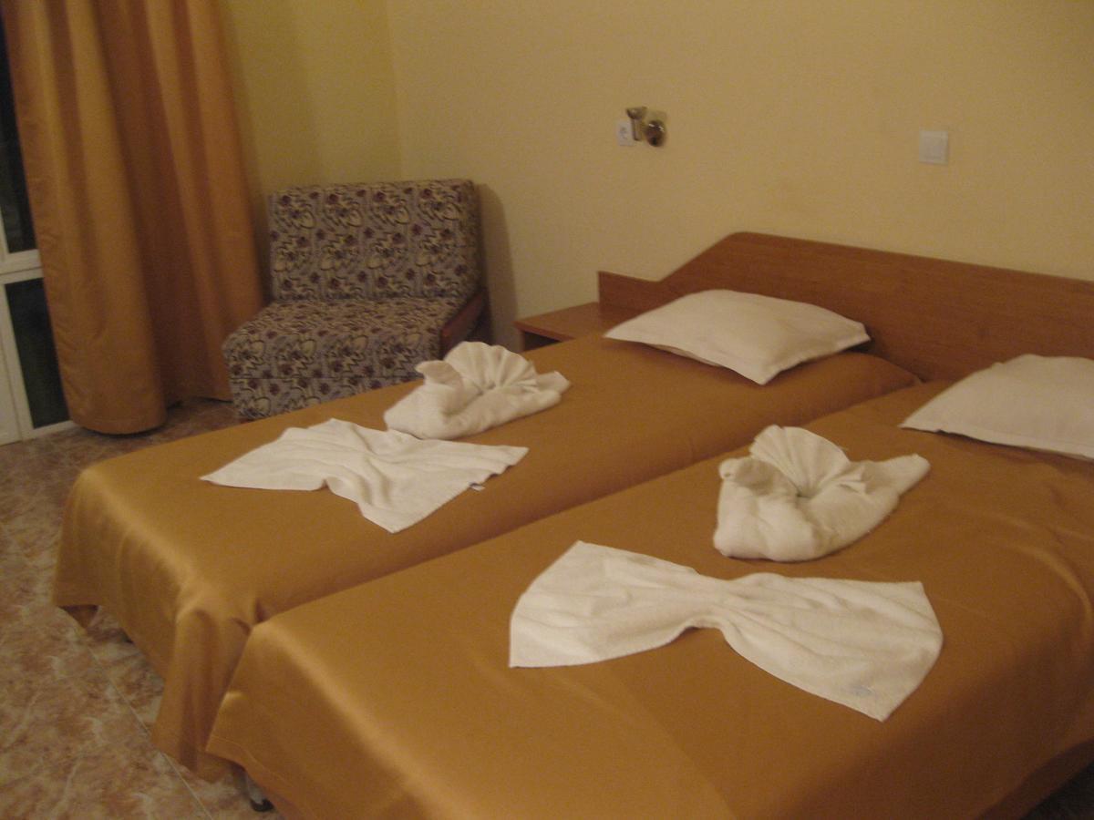 Hotel Palace Kranevo Buitenkant foto