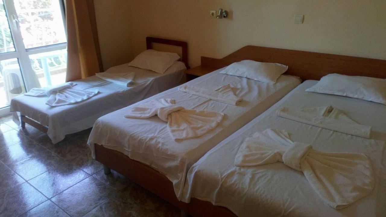 Hotel Palace Kranevo Buitenkant foto
