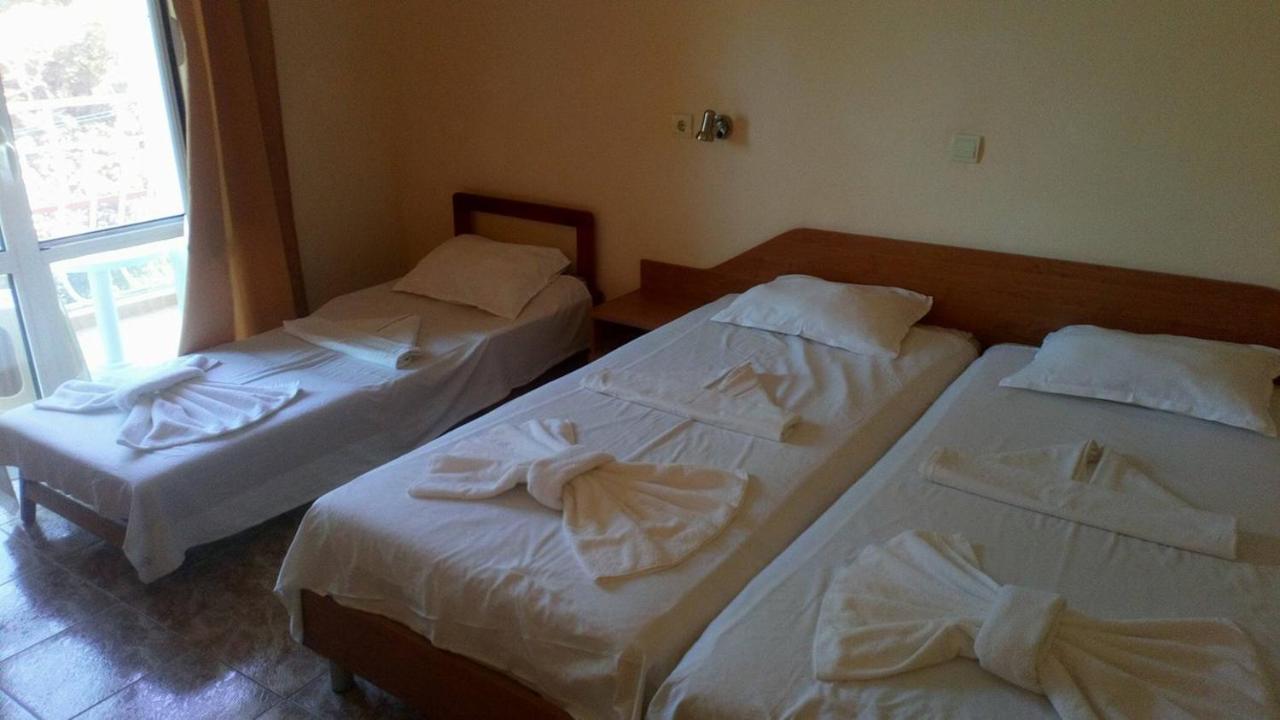 Hotel Palace Kranevo Buitenkant foto