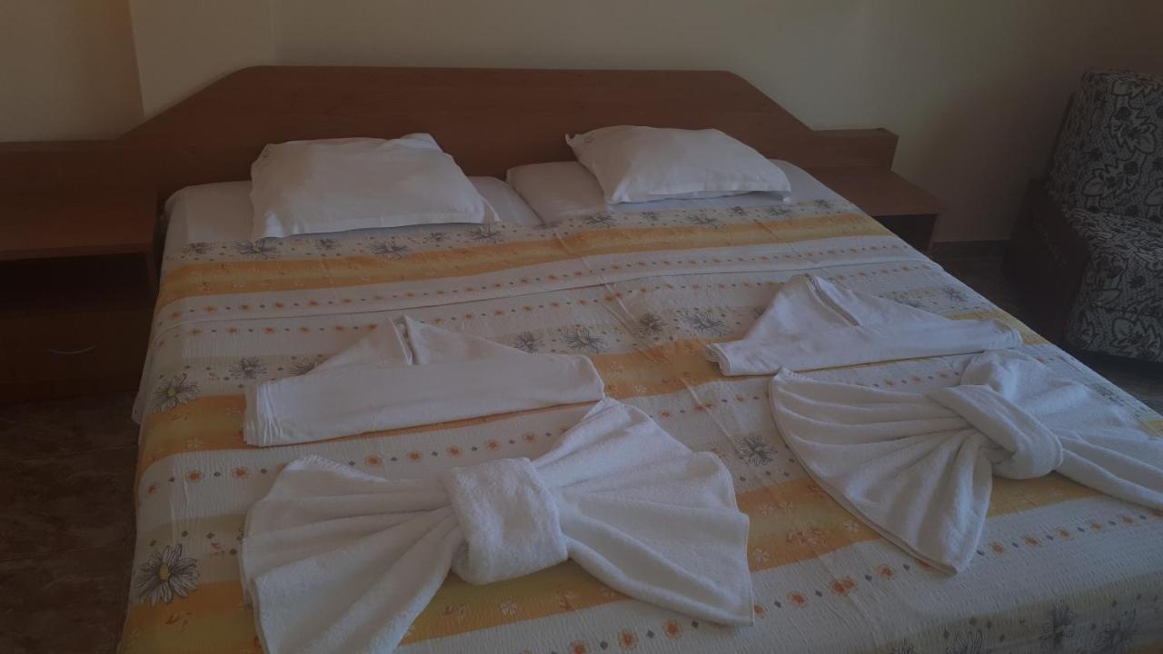 Hotel Palace Kranevo Buitenkant foto